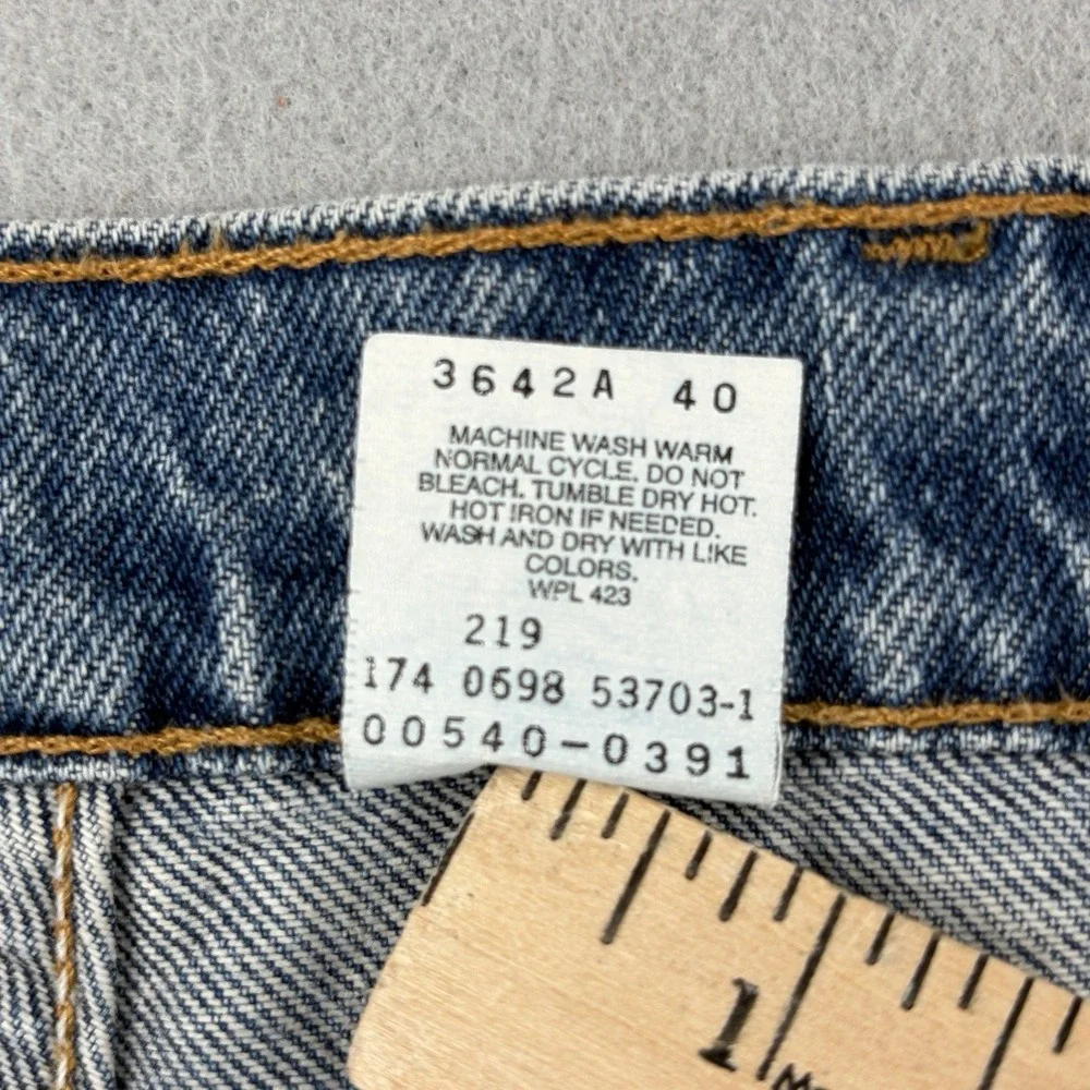 Vintage 1998 Levi's 540 Orange Tab Relaxed Jeans 44x36 (Fits 44x34)